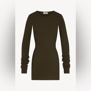 NWT moss green Eterne Long Sleeve Crewneck Maxi Dress in moss